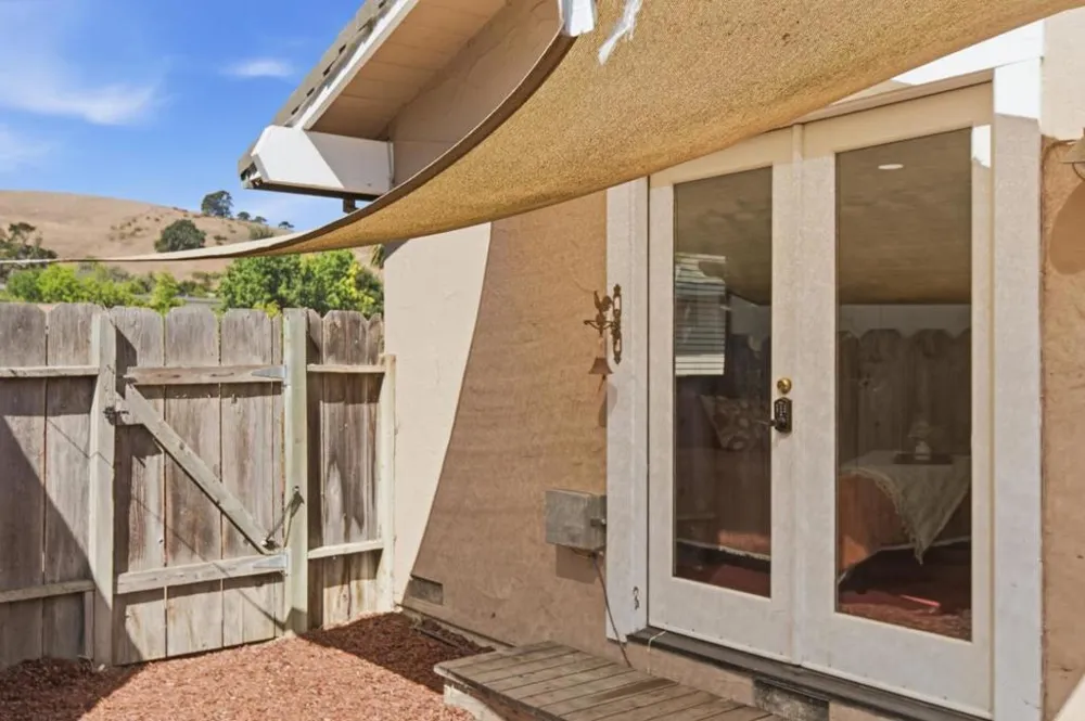 81 Franklin Circle San Juan Bautista, CA 95045