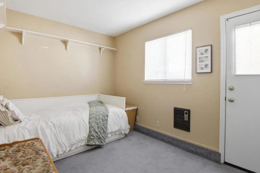 81 Franklin Circle San Juan Bautista, CA 95045
