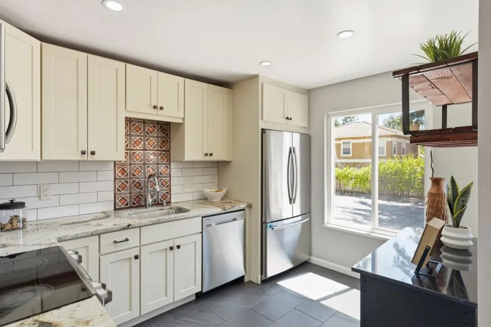 1458 Hudson Street #116 Redwood City, CA 94061