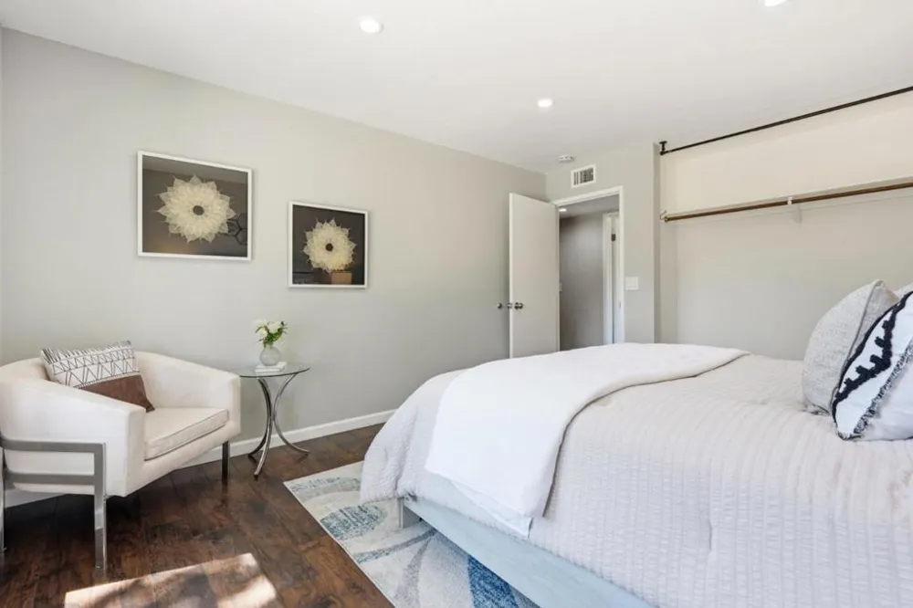1458 Hudson Street #116 Redwood City, CA 94061