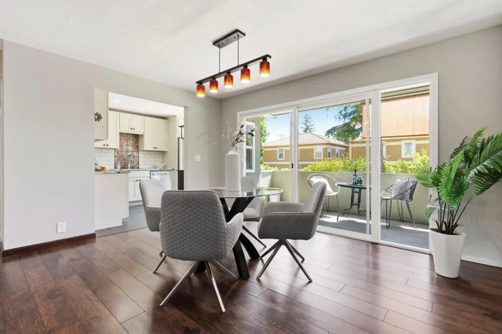 1458 Hudson Street #116 Redwood City, CA 94061