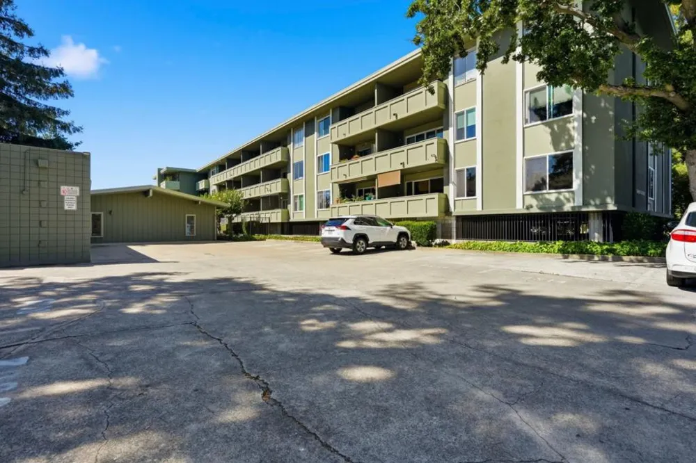 1458 Hudson Street #116 Redwood City, CA 94061