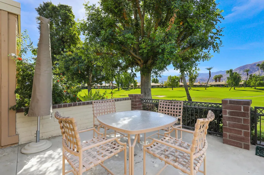 175 Gran Via Palm Desert, CA 92260