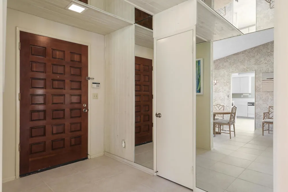 175 Gran Via Palm Desert, CA 92260