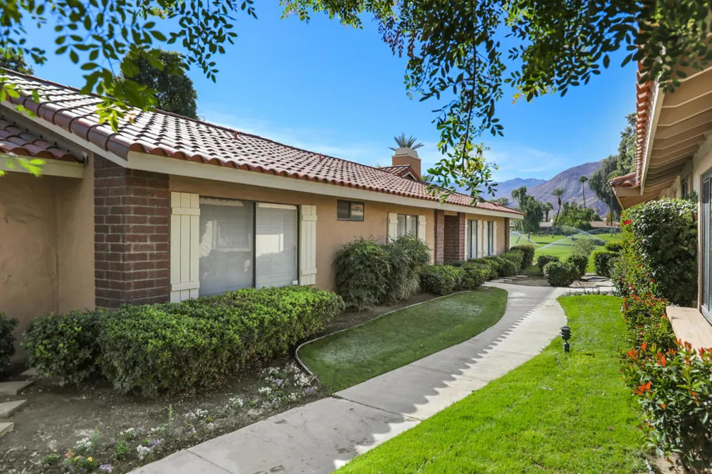 175 Gran Via Palm Desert, CA 92260