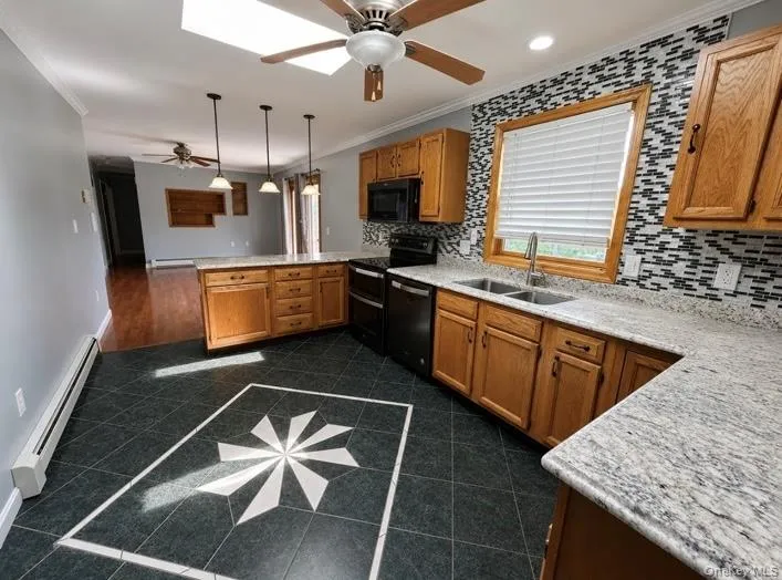 40 Carter Road New Hampton, NY 10958