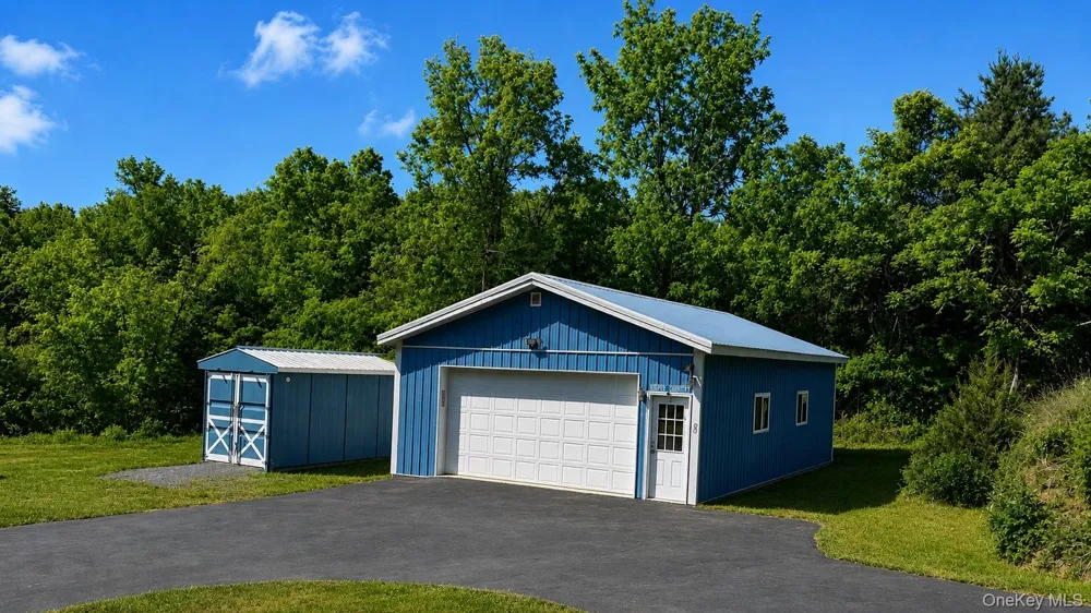 40 Carter Road New Hampton, NY 10958