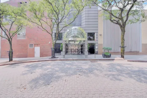 530 E 76th Street #34/35