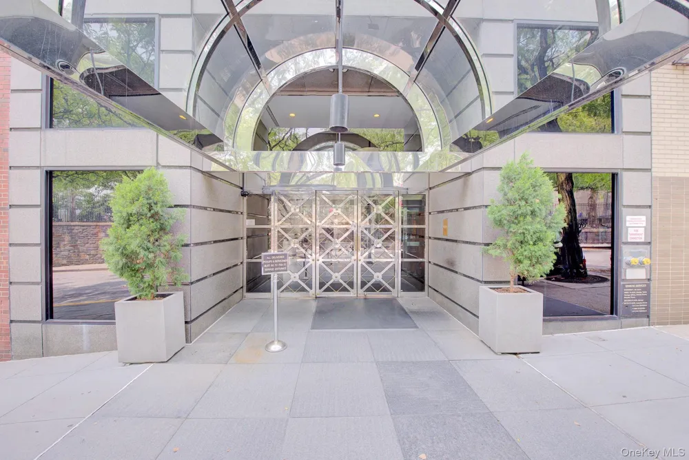530 E 76th Street #34/35 New York (Manhattan), NY 10021