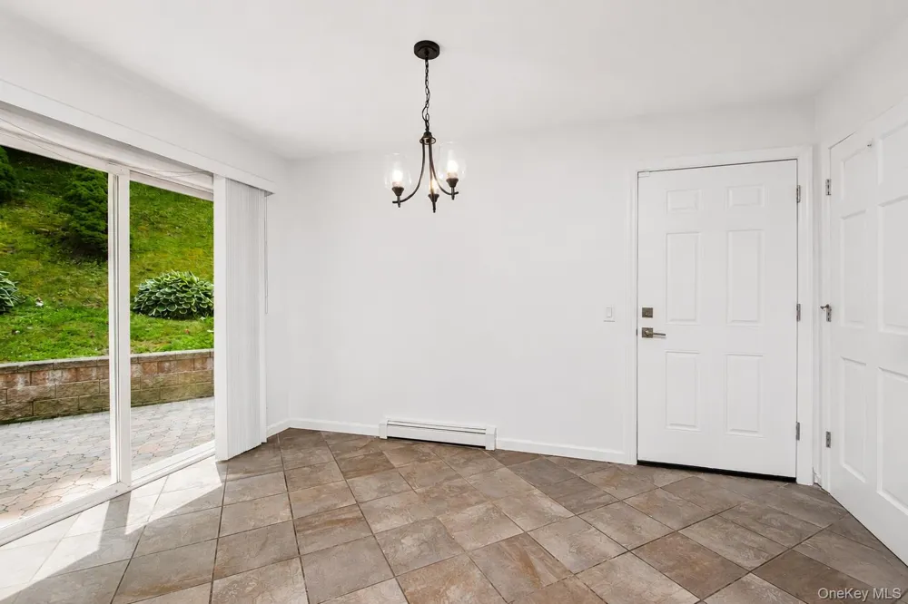 66 Valley View Road Cortlandt Manor, NY 10567