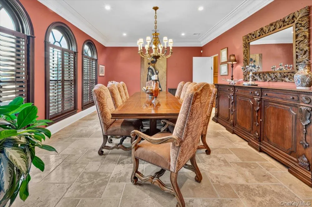 81 Montgomery Boulevard Atlantic Beach, NY 11509
