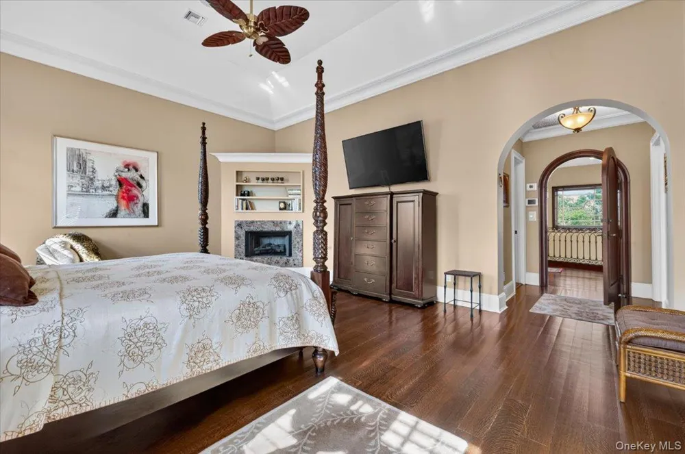 81 Montgomery Boulevard Atlantic Beach, NY 11509