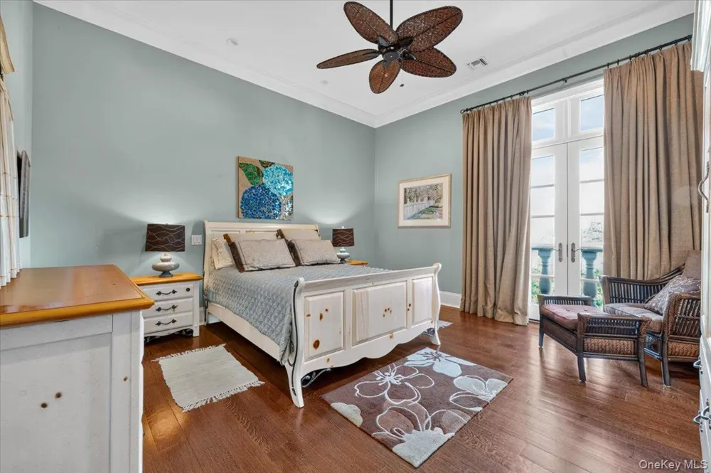 81 Montgomery Boulevard Atlantic Beach, NY 11509