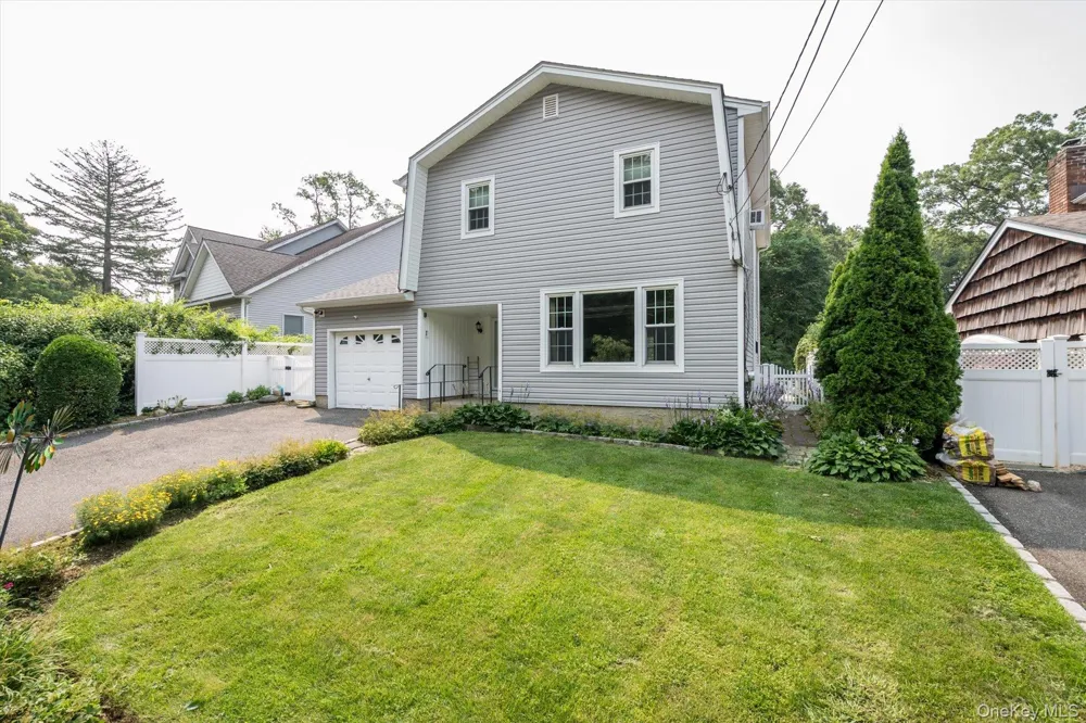 21 Vause Street Northport, NY 11768