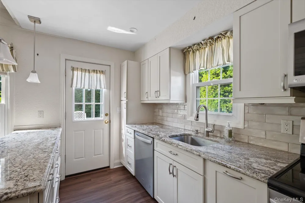 21 Vause Street Northport, NY 11768