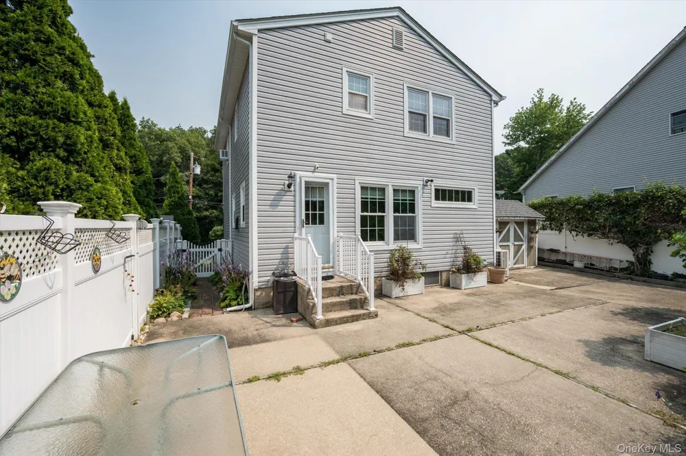 21 Vause Street Northport, NY 11768