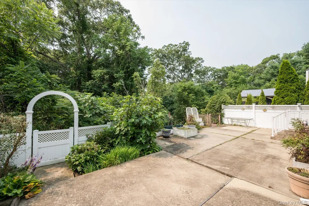 21 Vause Street Northport, NY 11768