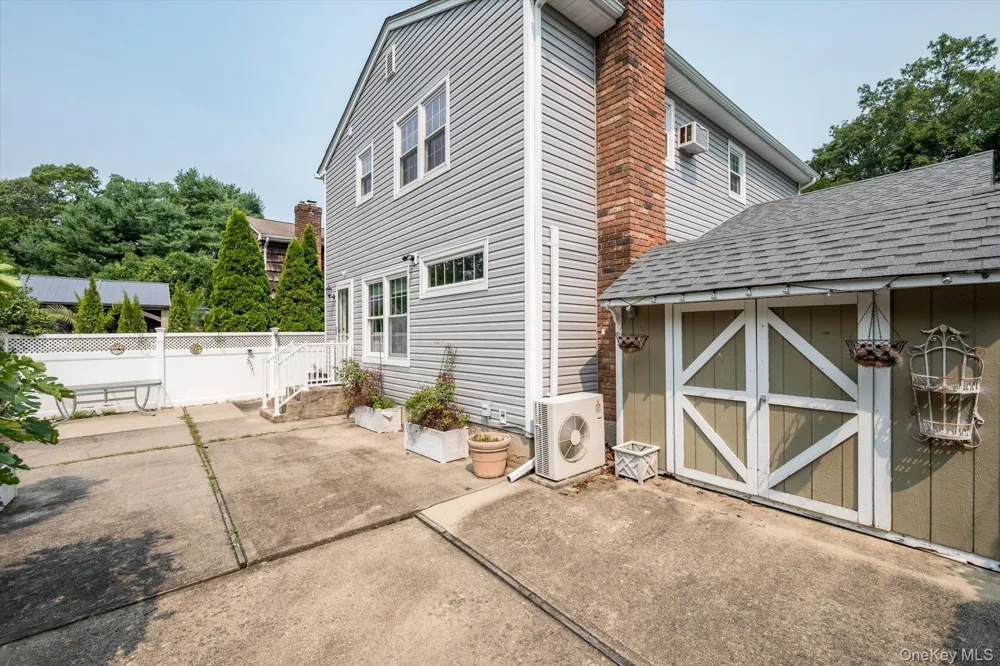 21 Vause Street Northport, NY 11768