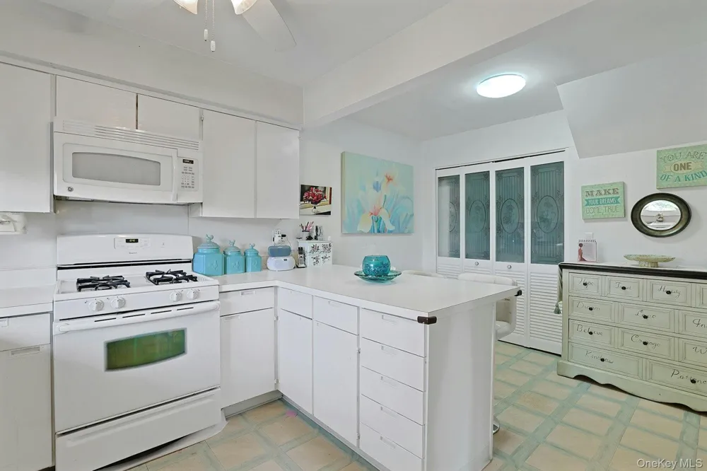120 Locust Lane Irvington, NY 10533