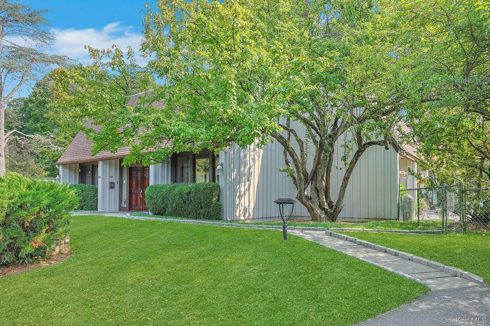 120 Locust Lane Irvington, NY 10533