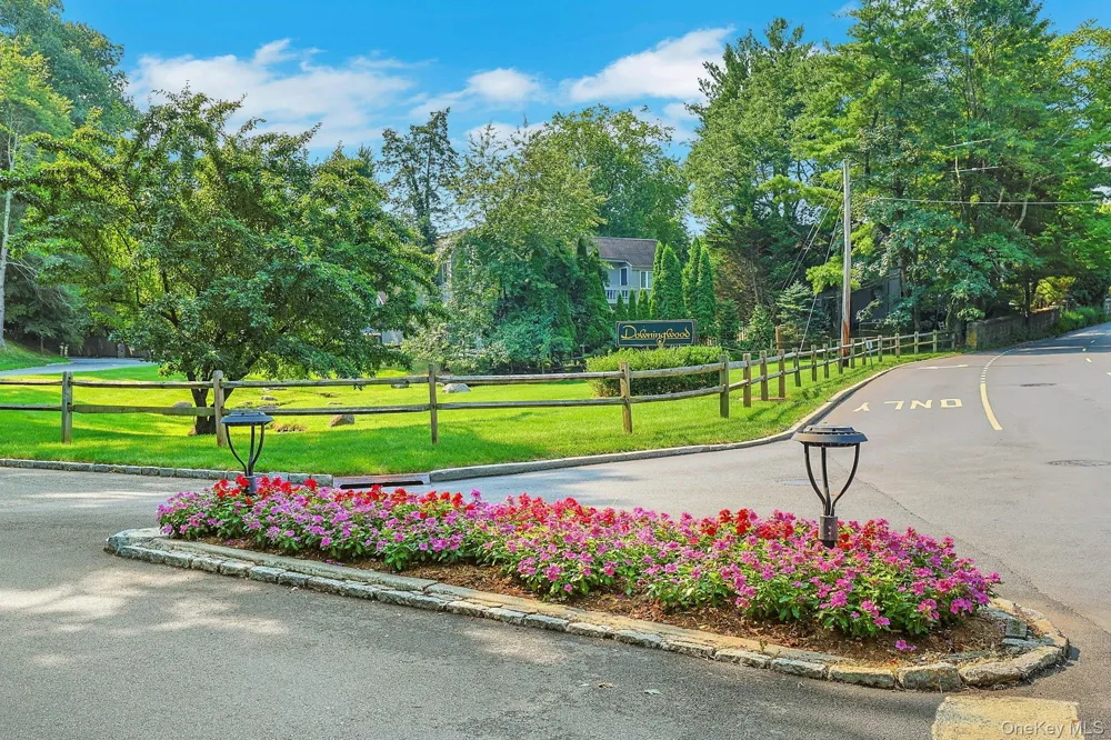 120 Locust Lane Irvington, NY 10533