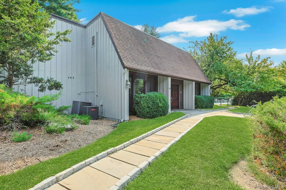 120 Locust Lane Irvington, NY 10533