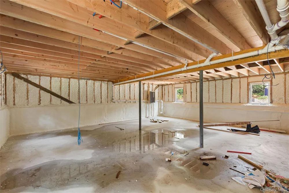 129 Cedar Lane Medford, NY 11763