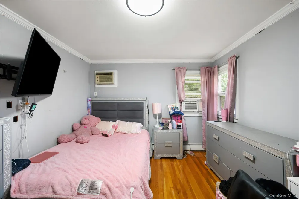 284 Baldwin Road Hempstead, NY 11550
