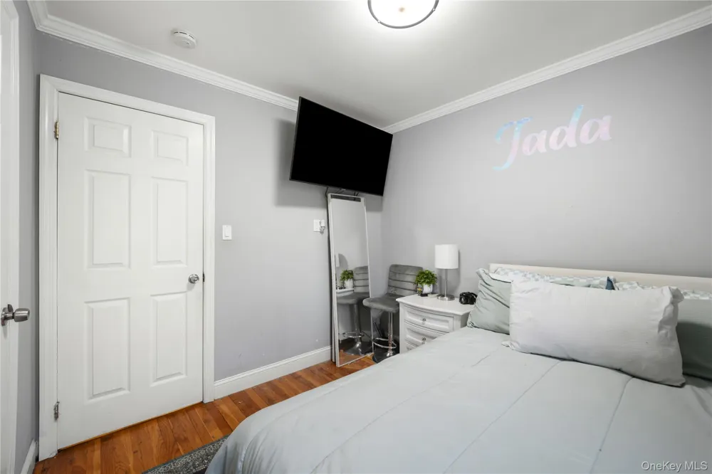 284 Baldwin Road Hempstead, NY 11550