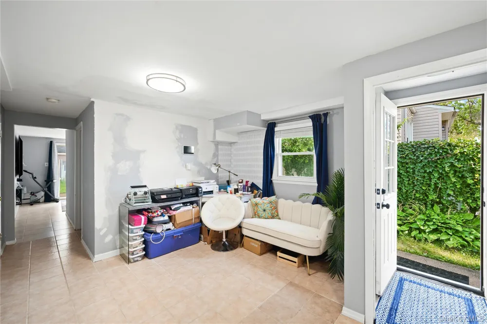 284 Baldwin Road Hempstead, NY 11550