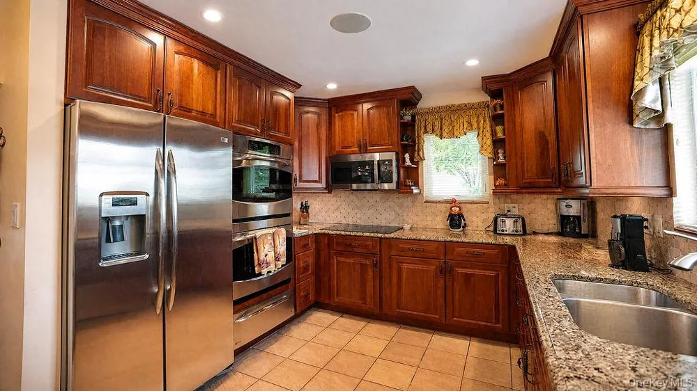 135 Southern Parkway Plainview, NY 11803