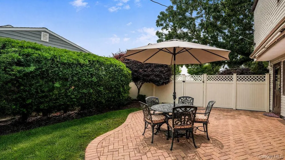 135 Southern Parkway Plainview, NY 11803