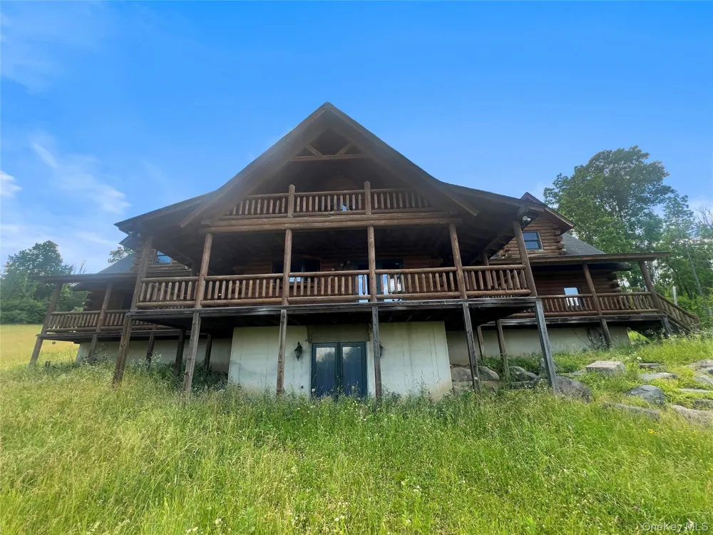 10 Eaglewood Vista Lane Warwick, NY 10990