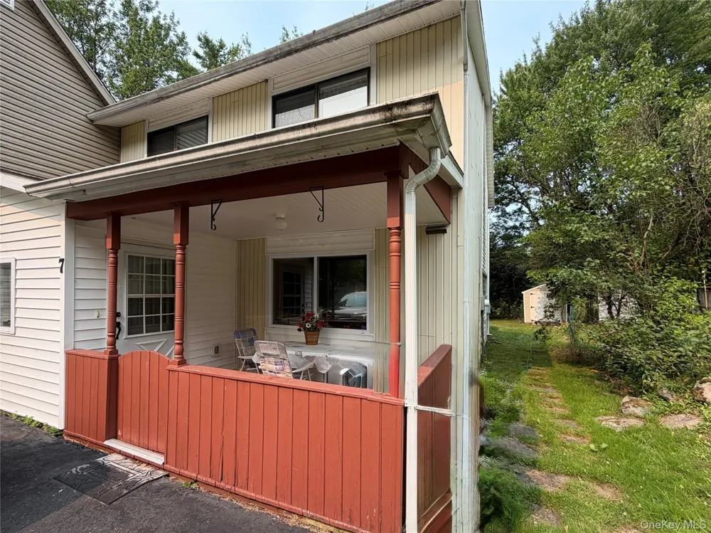 7 Elizabeth Way Kiamesha Lake, NY 12751