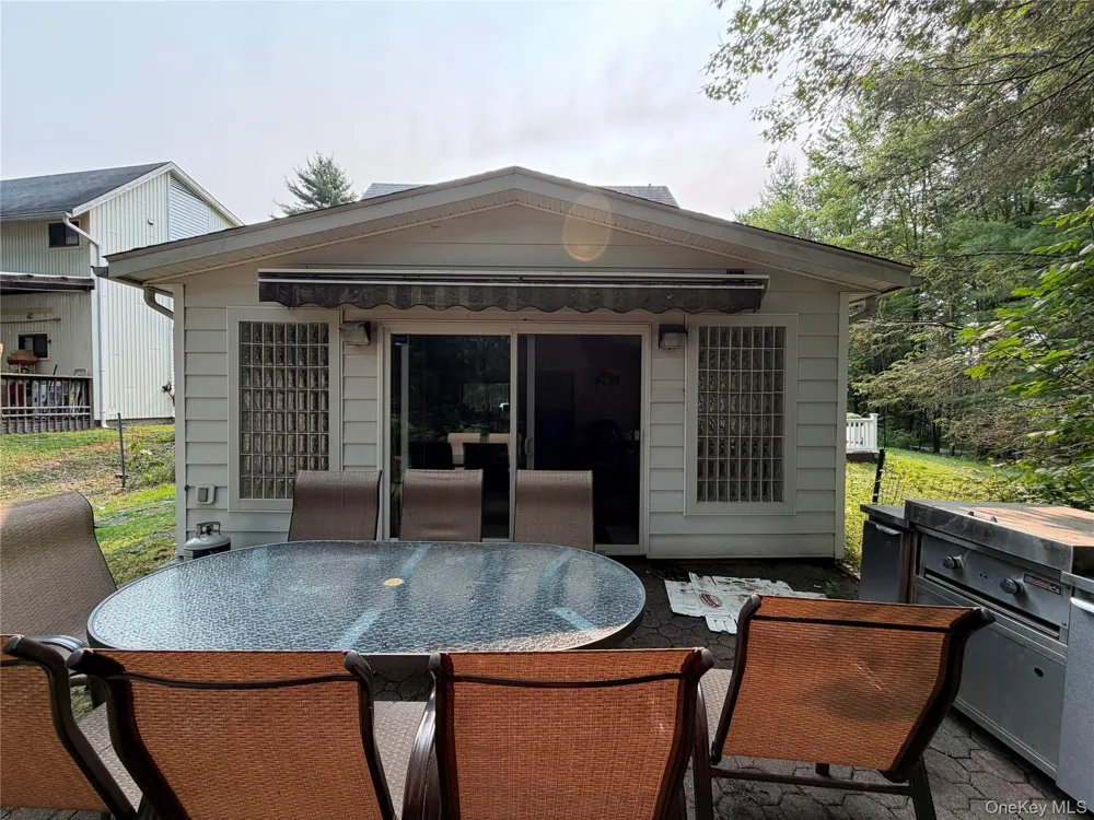 7 Elizabeth Way Kiamesha Lake, NY 12751