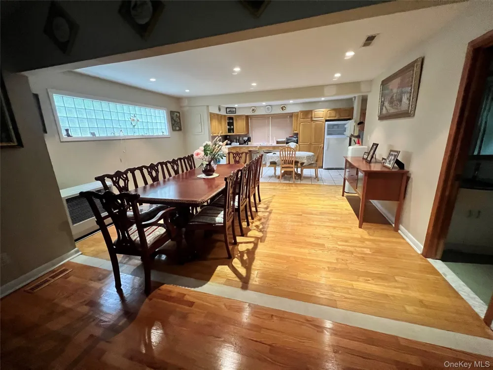 7 Elizabeth Way Kiamesha Lake, NY 12751