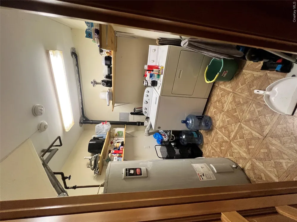 7 Elizabeth Way Kiamesha Lake, NY 12751