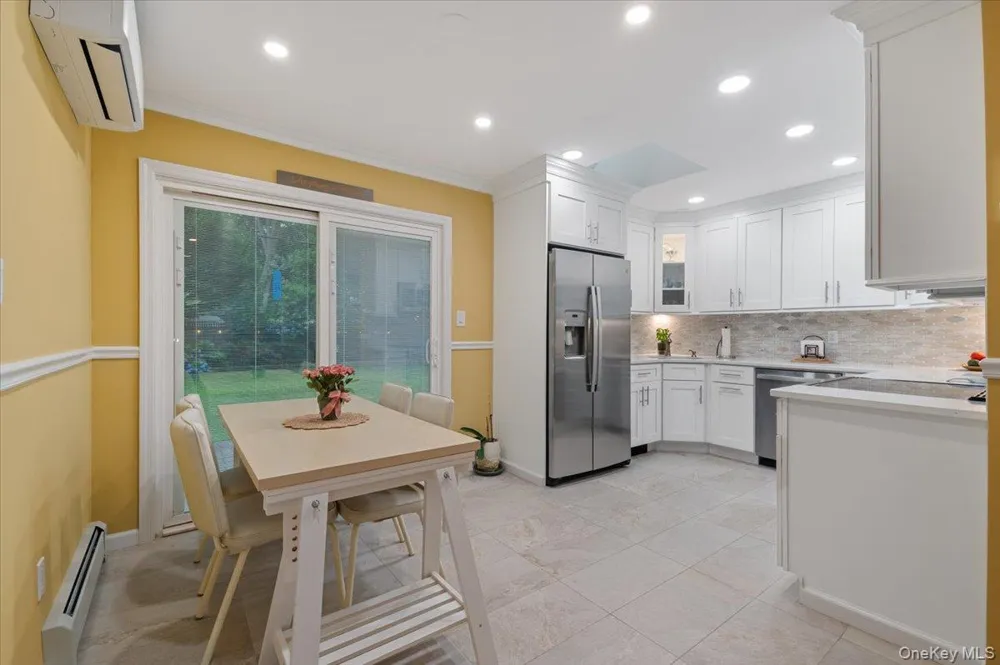 3850 Jean Avenue Bethpage, NY 11714
