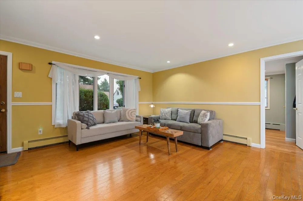 3850 Jean Avenue Bethpage, NY 11714