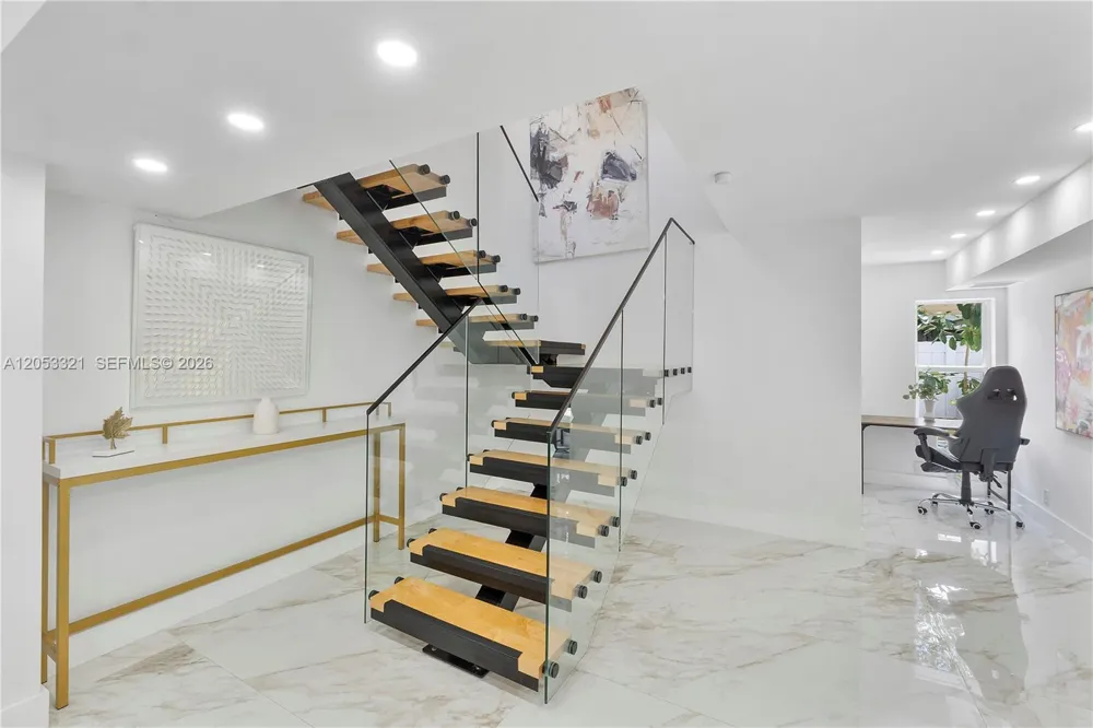 3261 Seaward Dr #3261 Lauderdale By The Sea, FL 33062