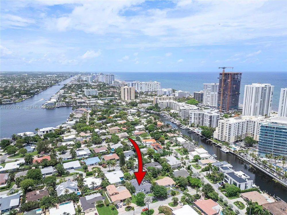 3261 Seaward Dr #3261 Lauderdale By The Sea, FL 33062