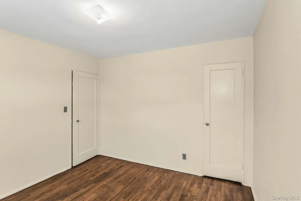 21-47 Utopia Parkway #2 Whitestone, NY 11357