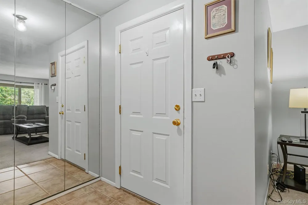 10 Oakwood Terrace #107 New Windsor, NY 12553