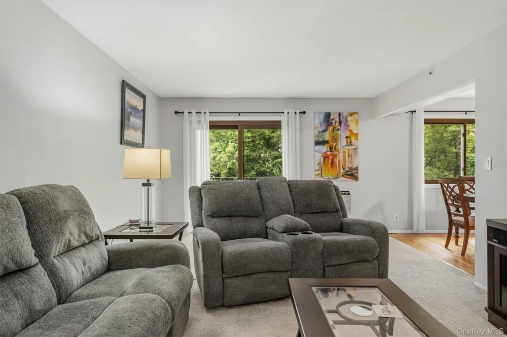 10 Oakwood Terrace #107 New Windsor, NY 12553