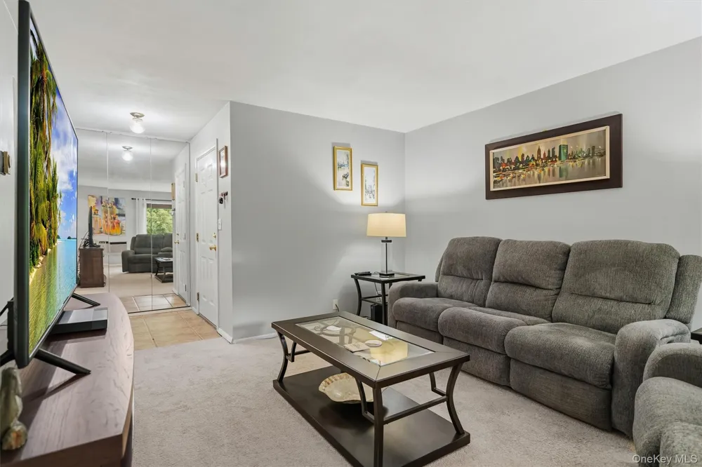 10 Oakwood Terrace #107 New Windsor, NY 12553