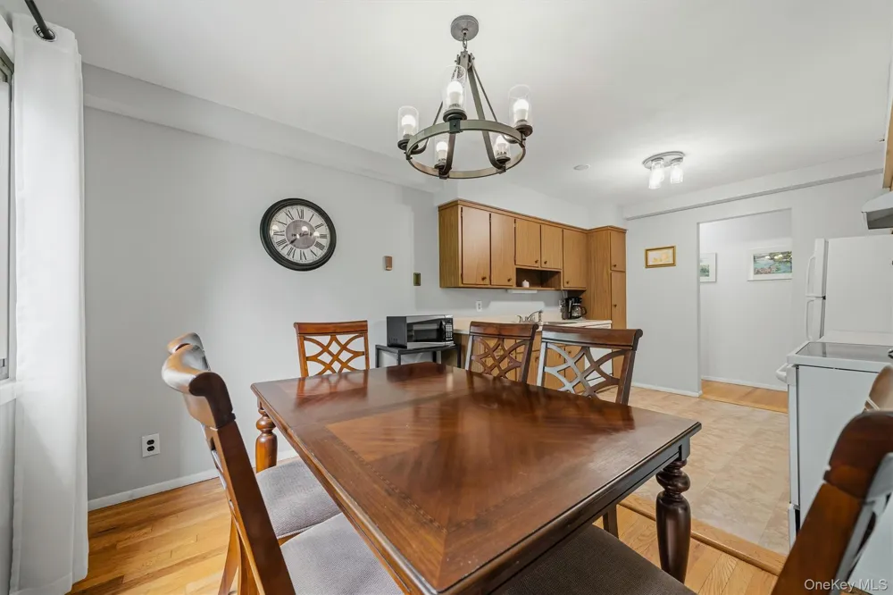10 Oakwood Terrace #107 New Windsor, NY 12553