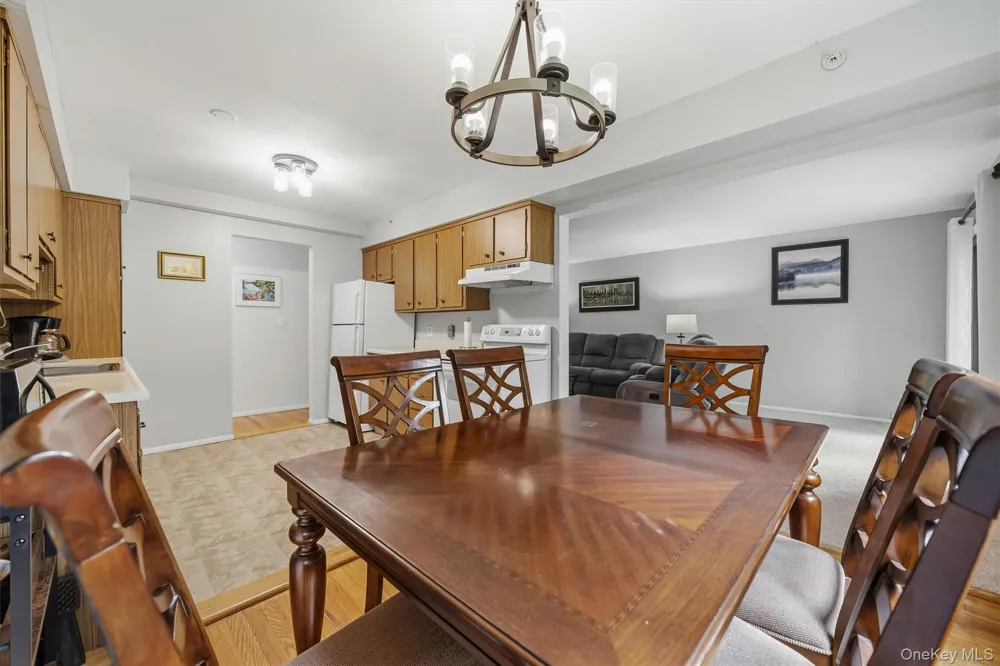 10 Oakwood Terrace #107 New Windsor, NY 12553