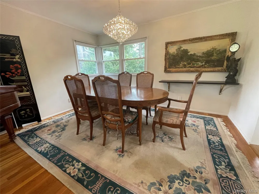 6 Preston Court Glen Cove, NY 11542