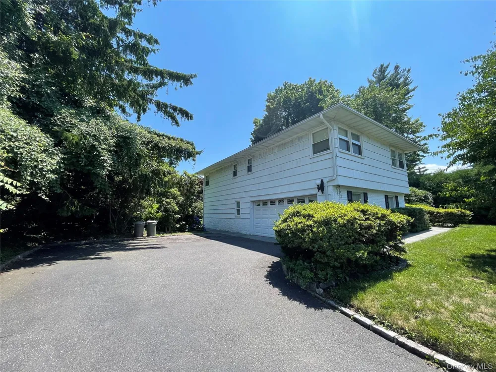6 Preston Court Glen Cove, NY 11542