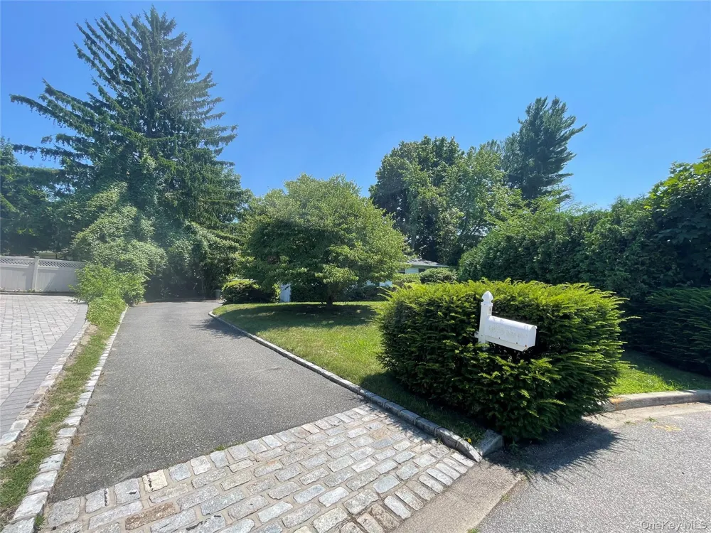 6 Preston Court Glen Cove, NY 11542